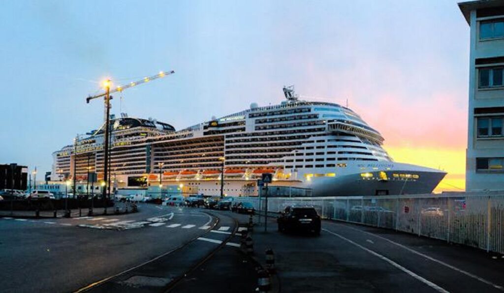 A bord du MSC Grandiosa, vous naviguez sous une voûte céleste de 1664 LED