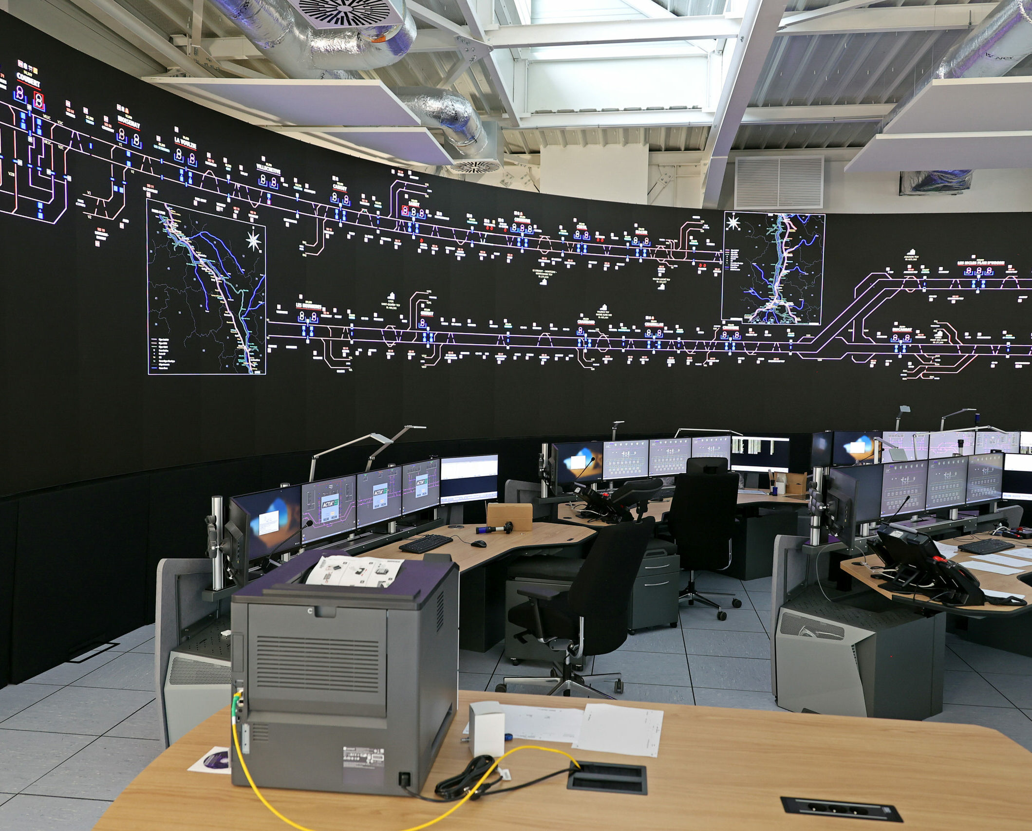 salle de supervision-salle de crise-control room-videlio-agelec-smart control