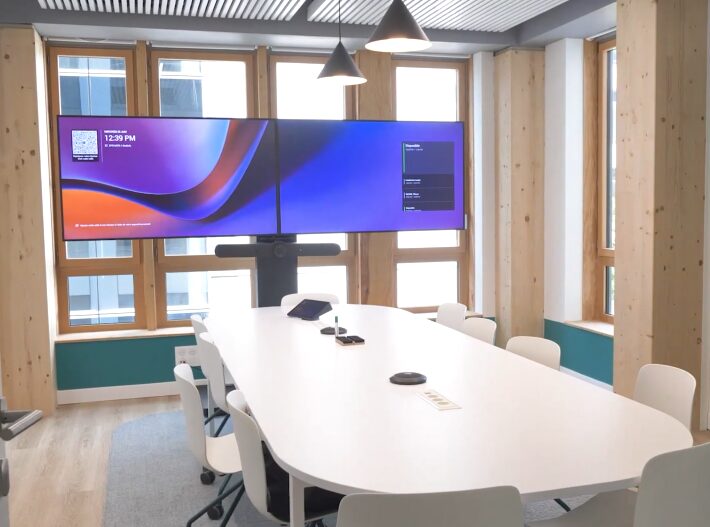 videlio-edenred-salle de réunion-écran