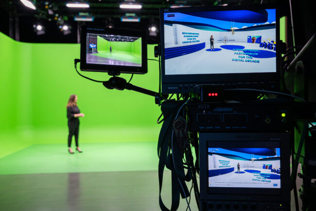 Illustration d'un studio sur fond vert réalisé par Videlio pour la Commission Europeenne - 1