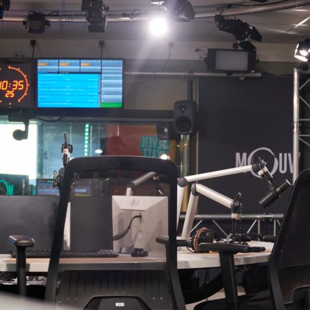 Illustration du dispositif audiovisuel déployé par Videlio pour transformer le Studio Mouv’ de France Radio - 8