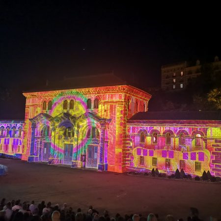 Illustration de la projection immersive et mapping déployés par Videlio dans plusieurs villes pour La Région de Lumières - 5