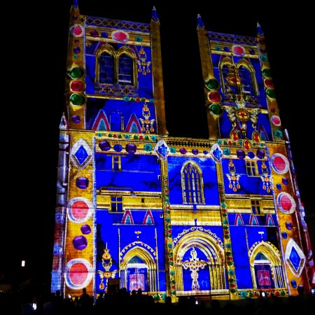 Illustration de la projection immersive et mapping déployés par Videlio dans plusieurs villes pour La Région de Lumières - 7