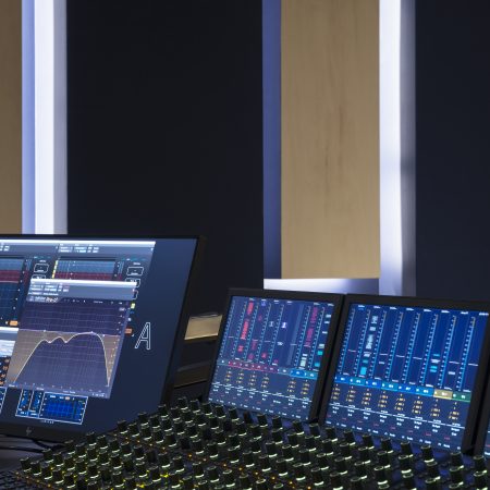 SAYA Post Production Son Images Videlio 5 450×450