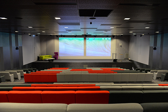 Illustration amphitheatre SFR