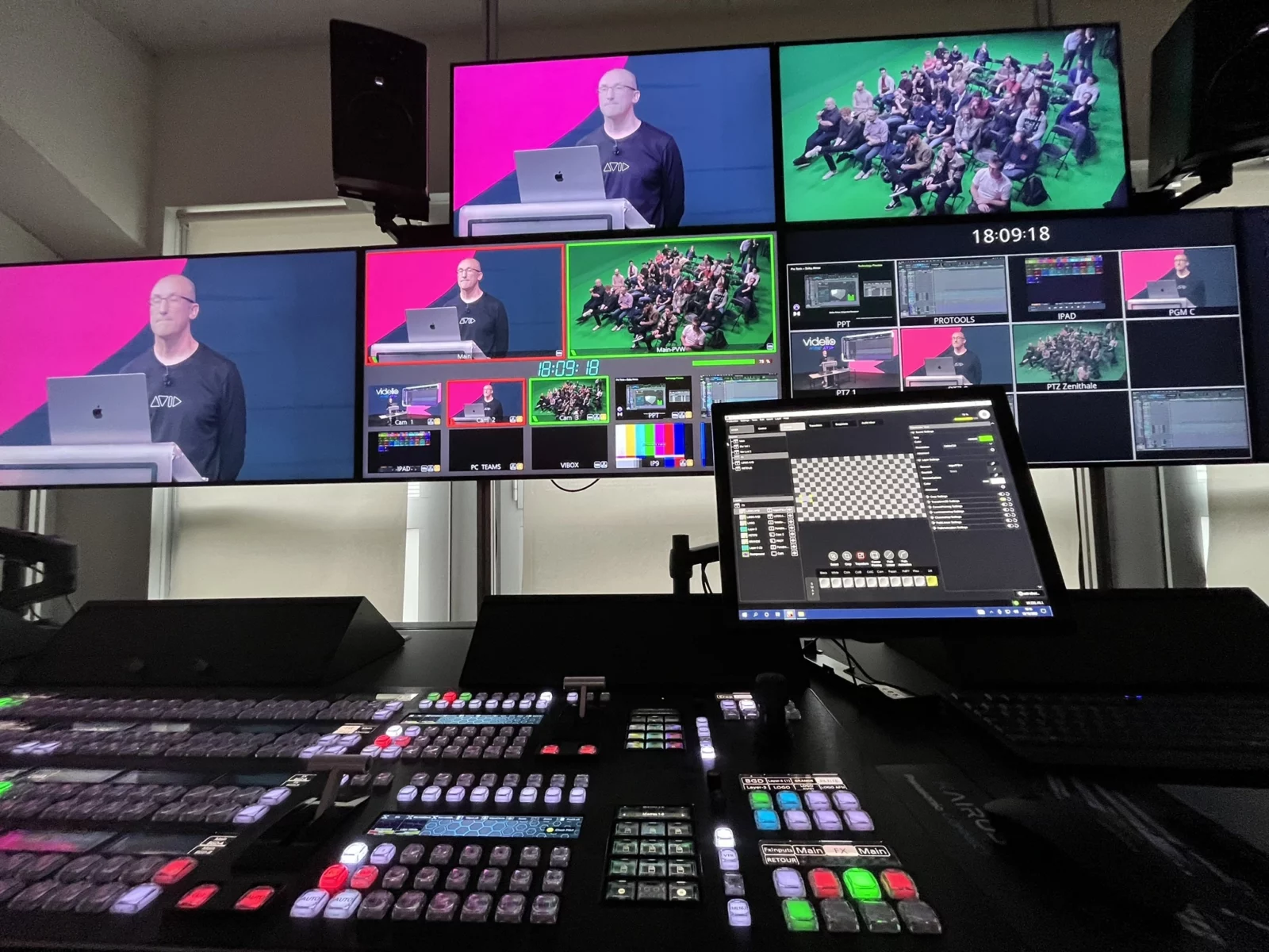 Illustration Regie Remote Pour Evenement Externe Videlio
