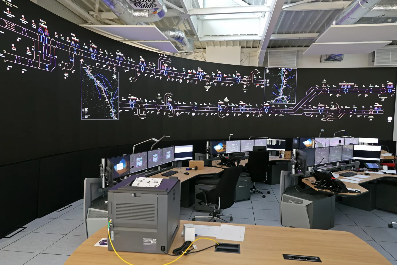 Salle De Supervision Salle De Crise Control Room Videlio Agelec Smart Control