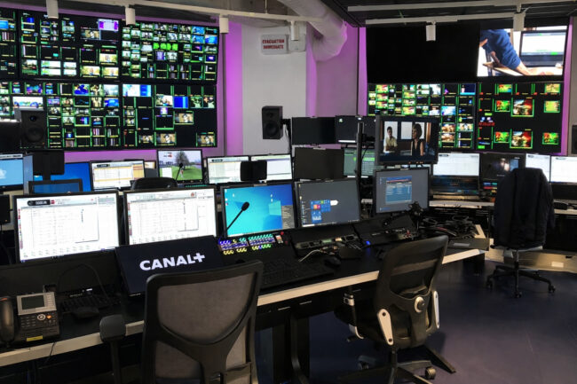 Canal+ (2021) FR 08