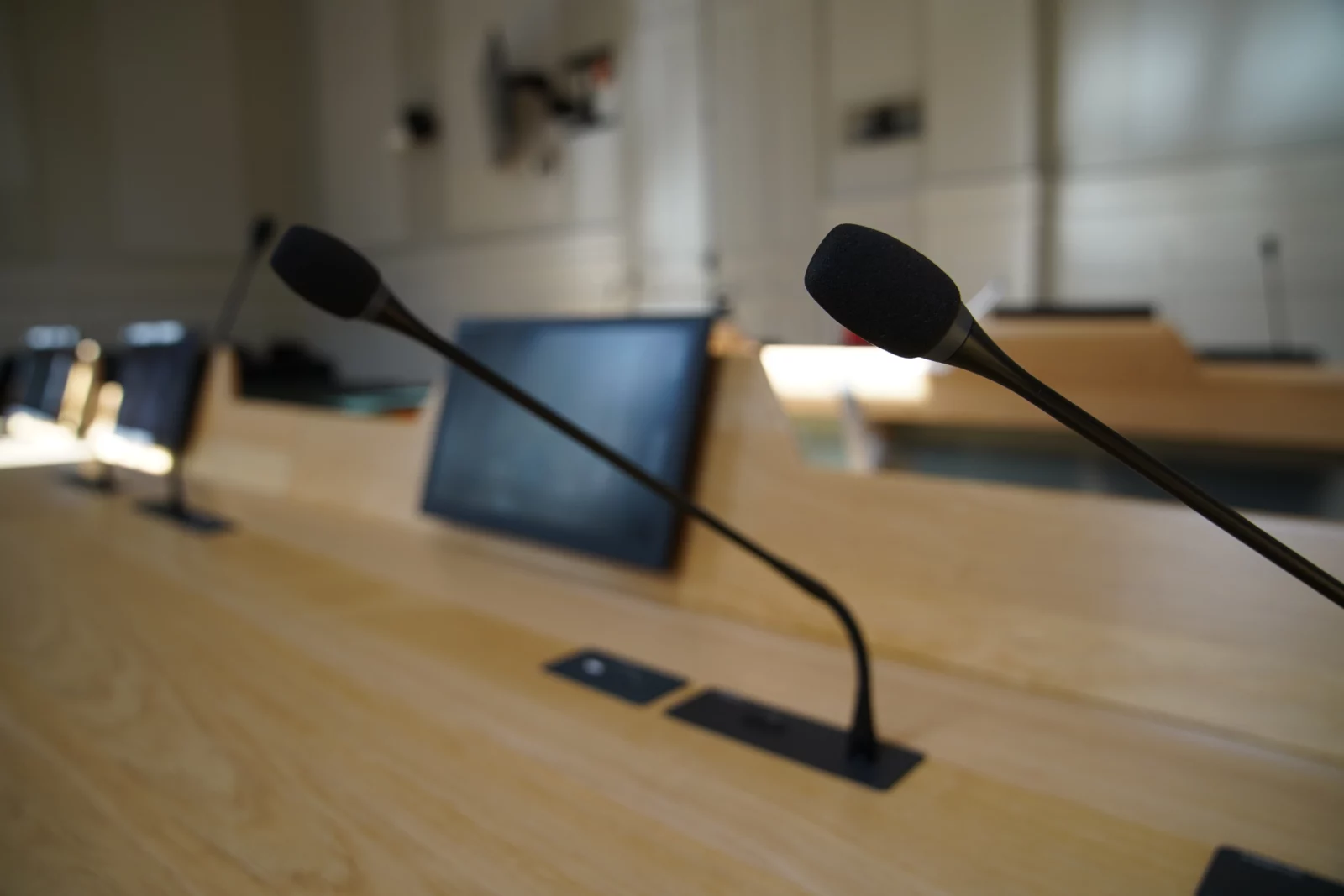 Mairie Du 20émé Salle De Conseil Micros
