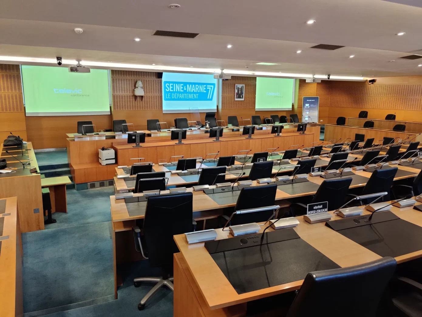 Octalino Integration Audiovisuelle Salle Conseil