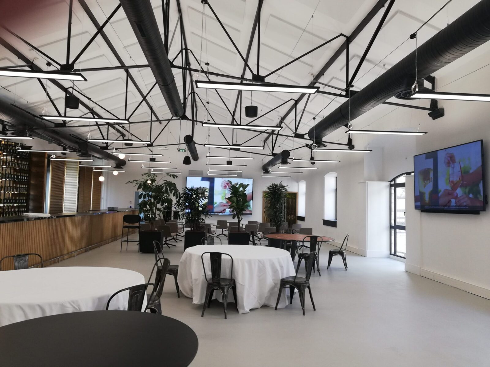 Pernod Ricard Collaboration Integration Videlio 4 Scaled