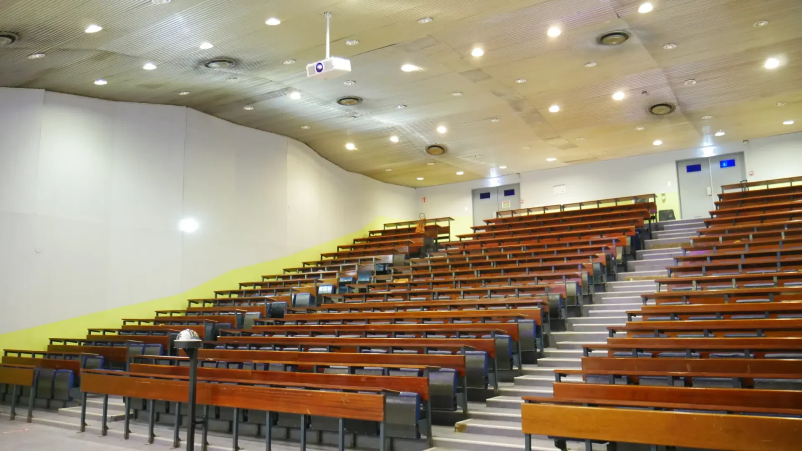 Université De Lille (2020) Amphitheatre Videoprojecteur