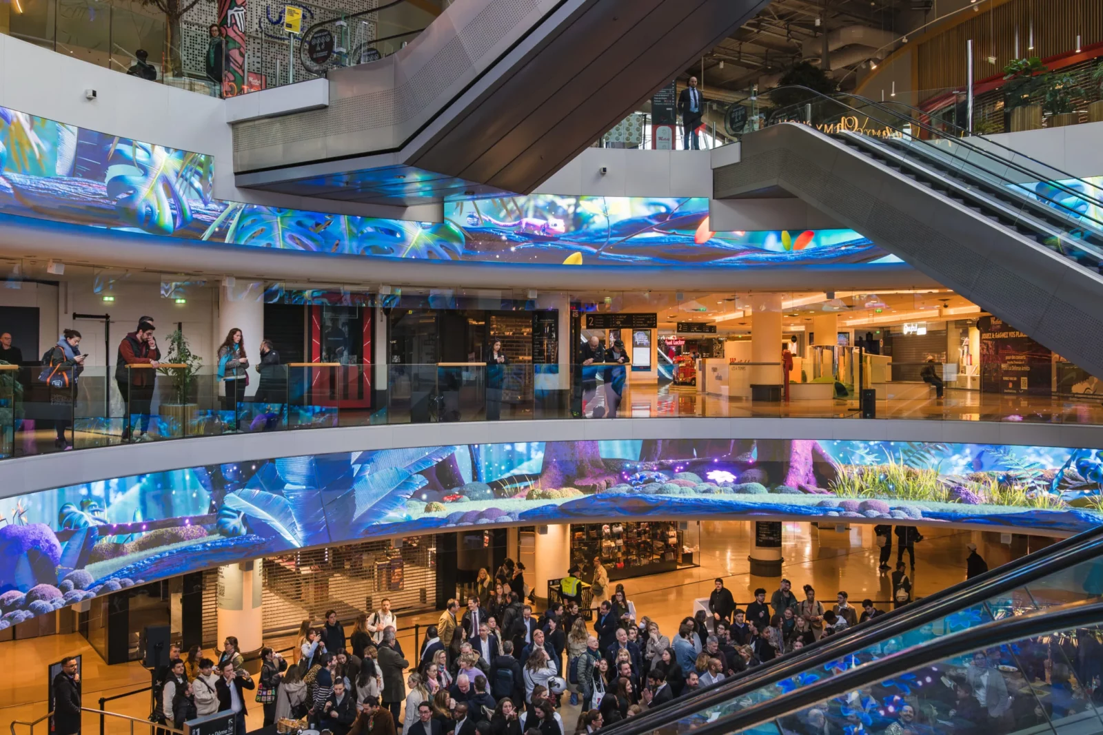 WESTFIELD Ecrans Courbes Effet 3D